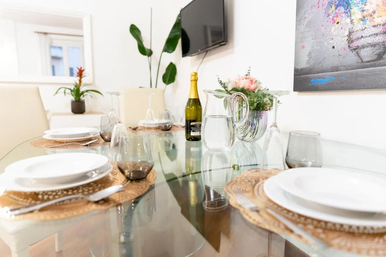 Sweet House Corso Genova Apartment Milan